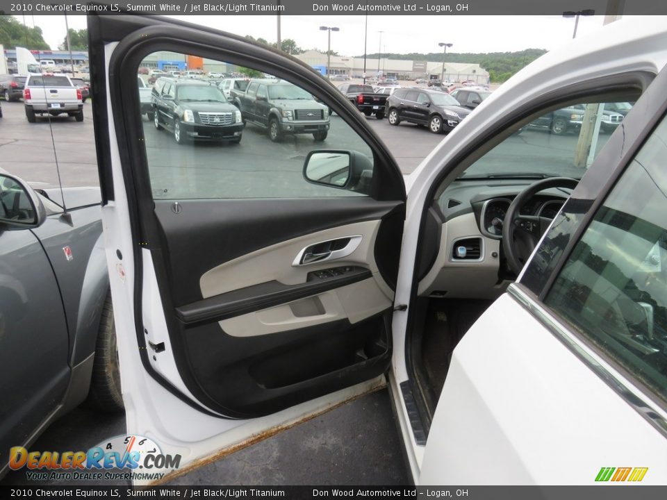 2010 Chevrolet Equinox LS Summit White / Jet Black/Light Titanium Photo #17