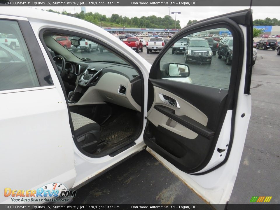 2010 Chevrolet Equinox LS Summit White / Jet Black/Light Titanium Photo #28