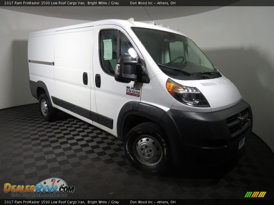 2017 Ram ProMaster 1500 Low Roof Cargo Van Bright White / Gray Photo #2