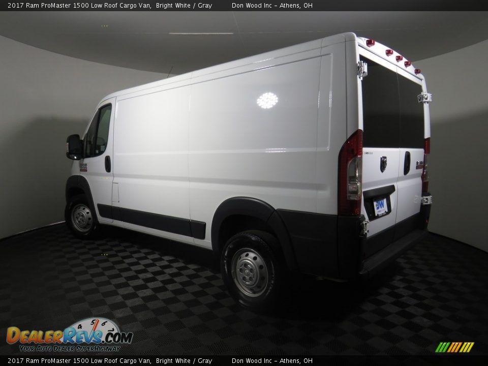 2017 Ram ProMaster 1500 Low Roof Cargo Van Bright White / Gray Photo #9