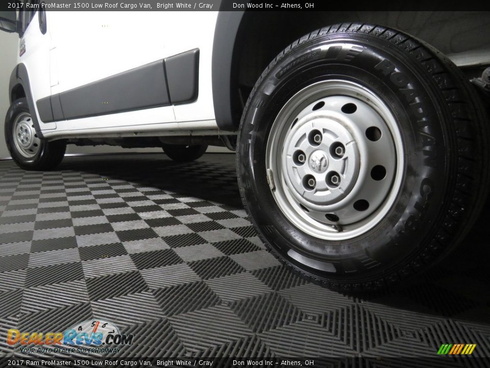 2017 Ram ProMaster 1500 Low Roof Cargo Van Bright White / Gray Photo #10