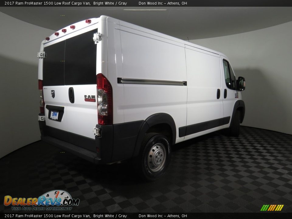 2017 Ram ProMaster 1500 Low Roof Cargo Van Bright White / Gray Photo #13