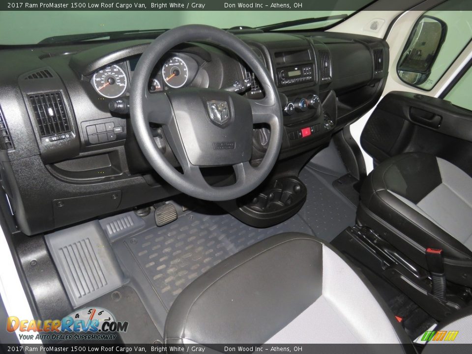 2017 Ram ProMaster 1500 Low Roof Cargo Van Bright White / Gray Photo #17