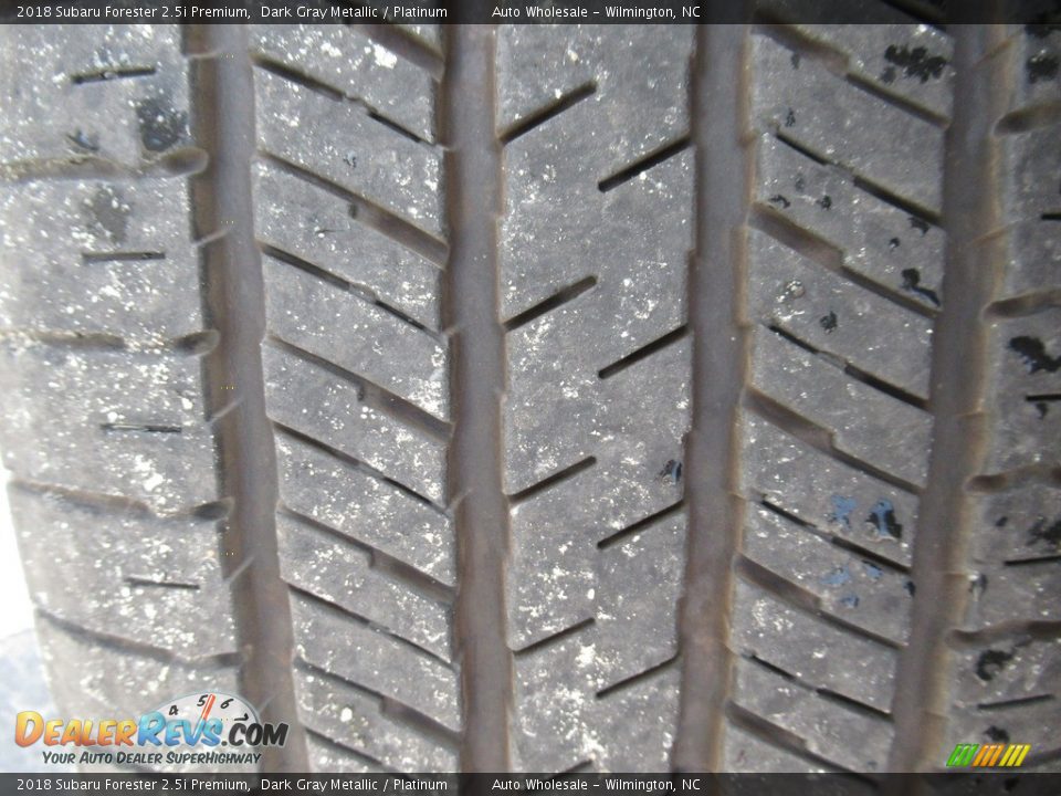 2018 Subaru Forester 2.5i Premium Dark Gray Metallic / Platinum Photo #9