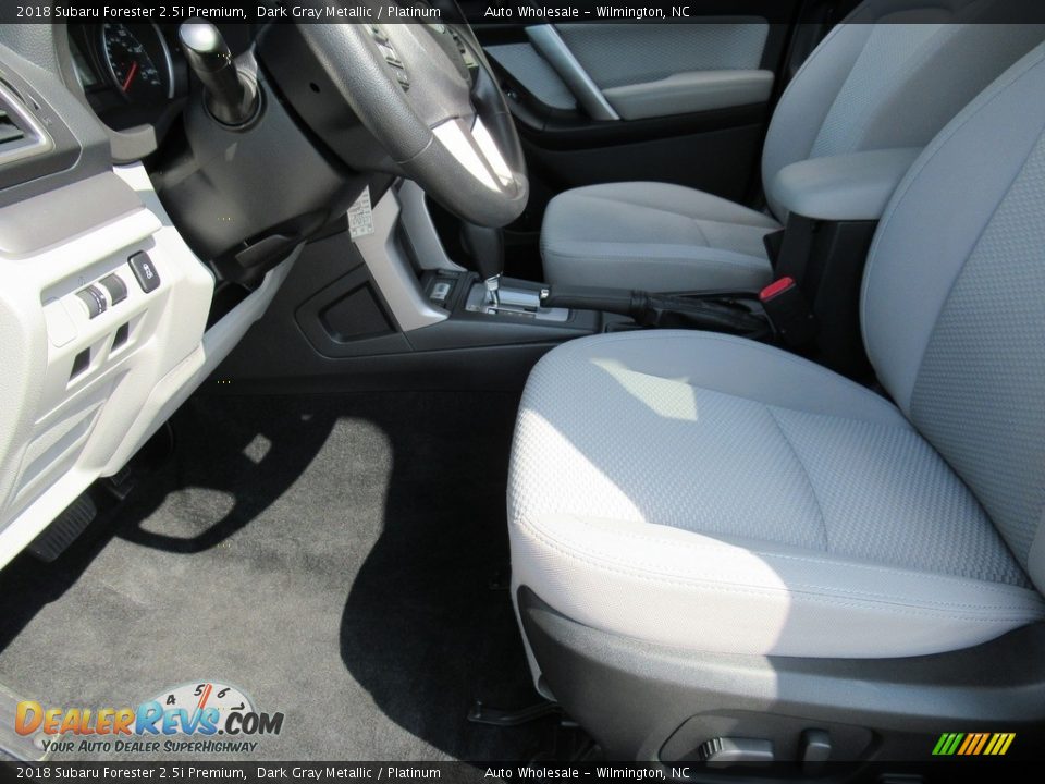2018 Subaru Forester 2.5i Premium Dark Gray Metallic / Platinum Photo #10