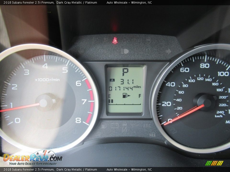 2018 Subaru Forester 2.5i Premium Dark Gray Metallic / Platinum Photo #16
