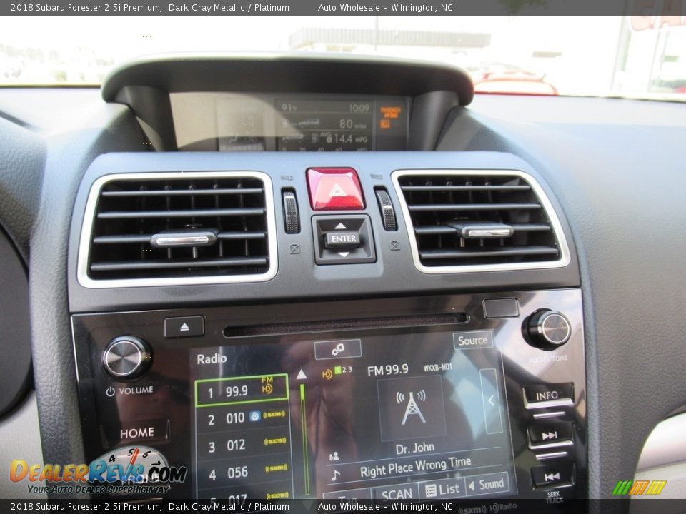 2018 Subaru Forester 2.5i Premium Dark Gray Metallic / Platinum Photo #17