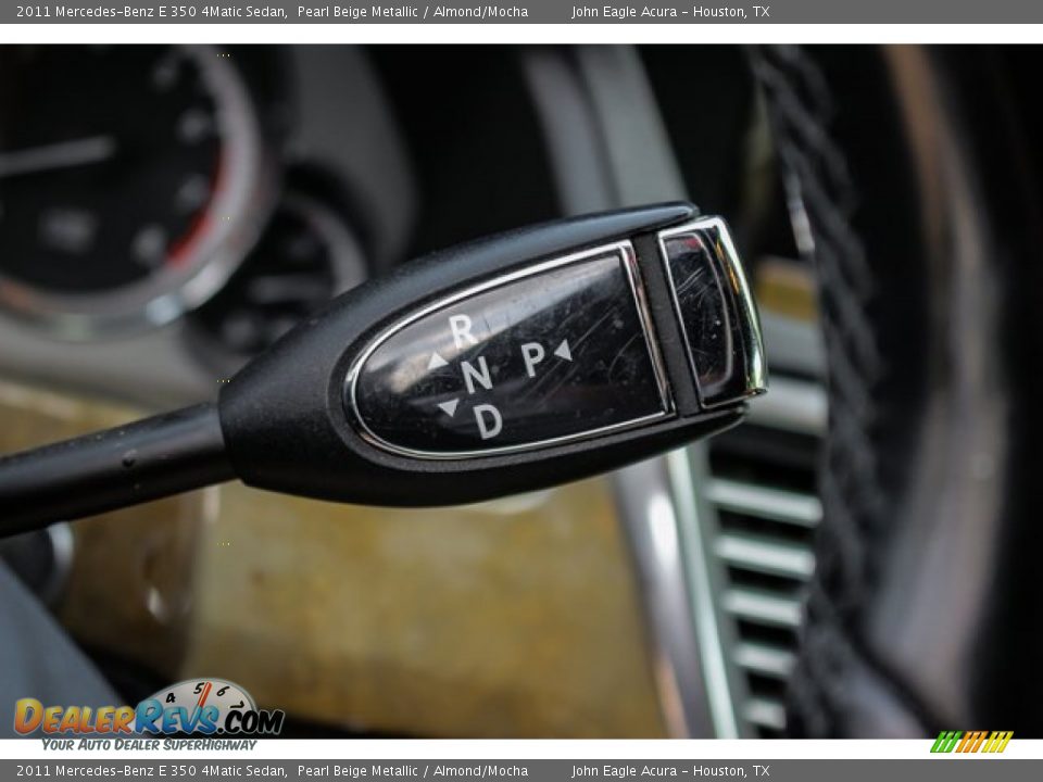 2011 Mercedes-Benz E 350 4Matic Sedan Pearl Beige Metallic / Almond/Mocha Photo #34
