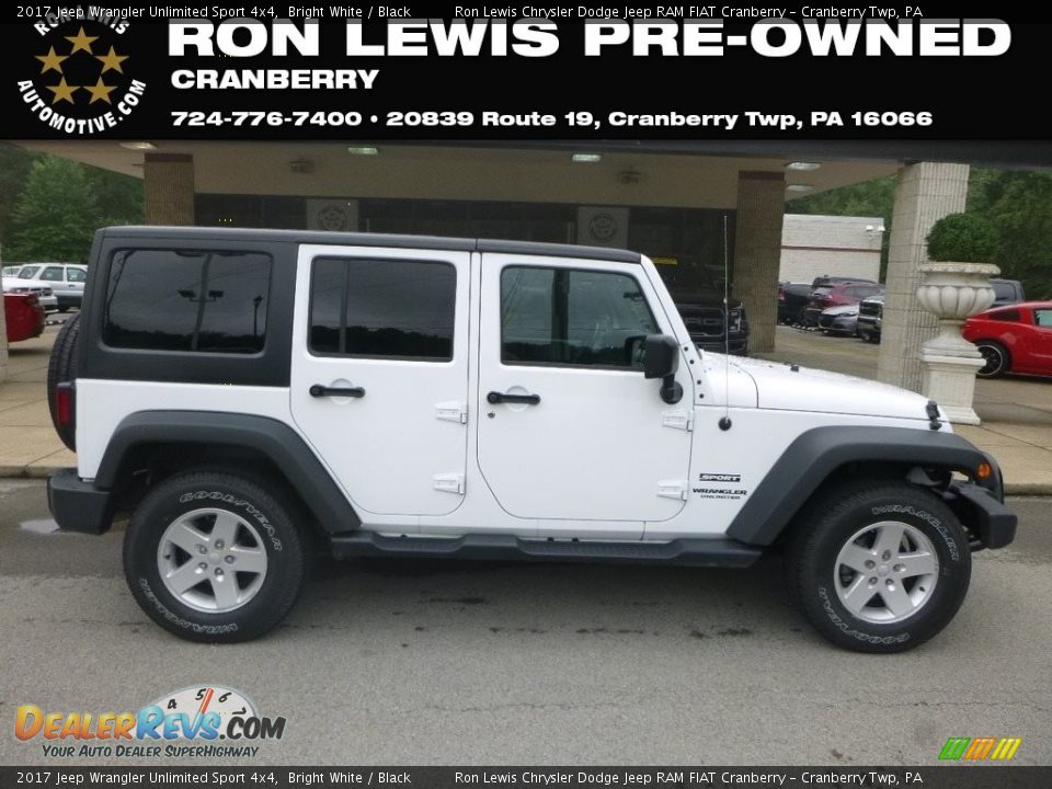 2017 Jeep Wrangler Unlimited Sport 4x4 Bright White / Black Photo #1