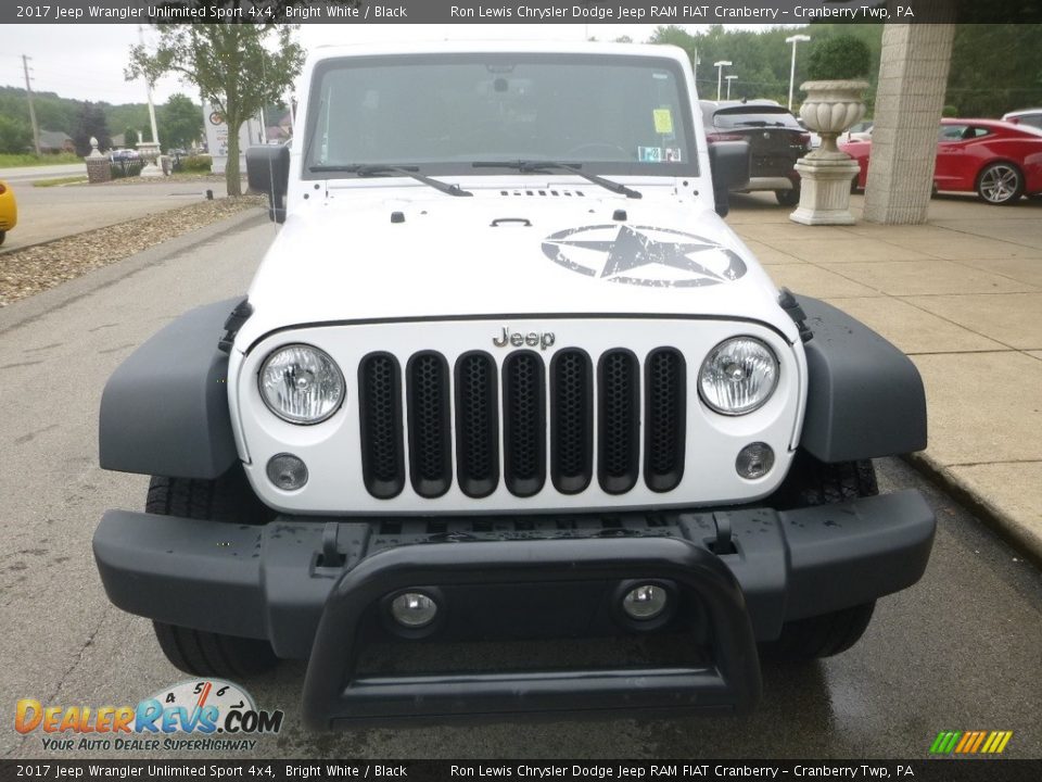 2017 Jeep Wrangler Unlimited Sport 4x4 Bright White / Black Photo #4