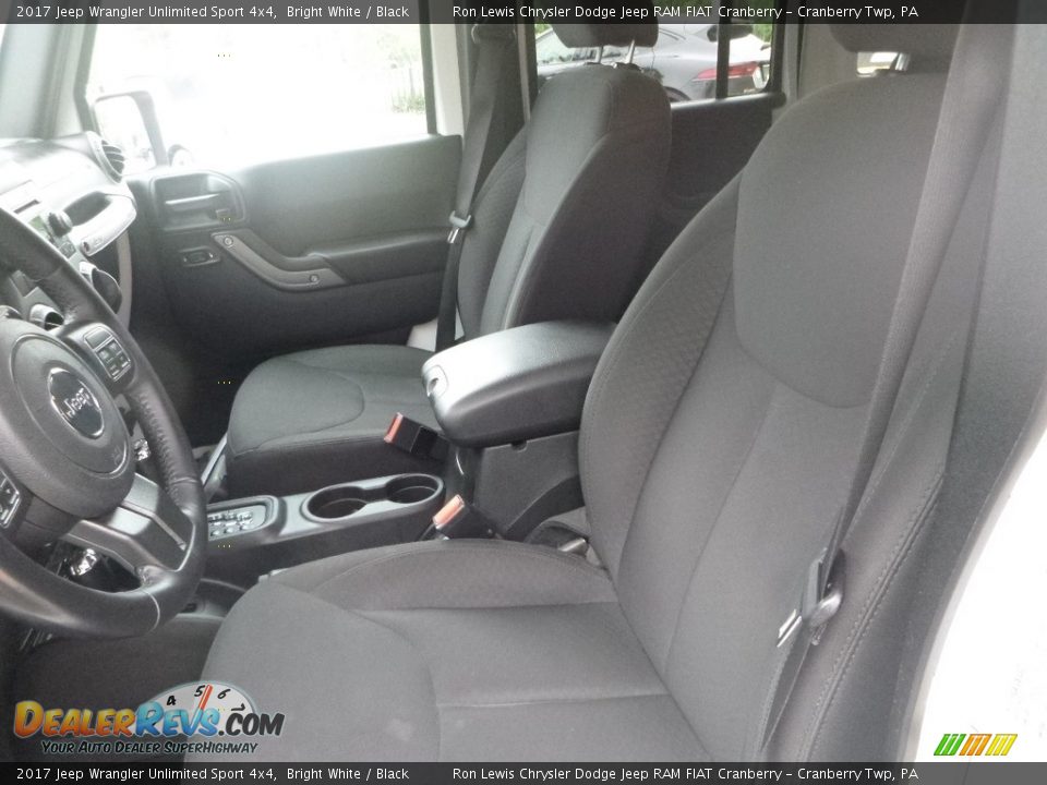 2017 Jeep Wrangler Unlimited Sport 4x4 Bright White / Black Photo #13