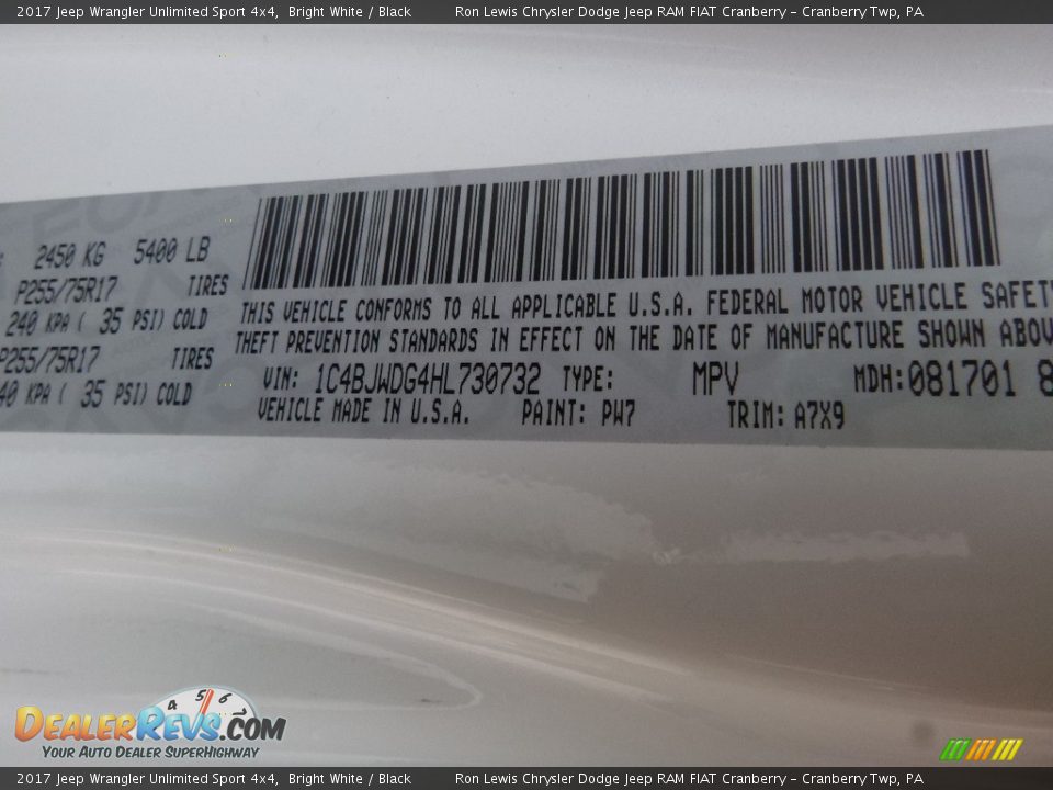 2017 Jeep Wrangler Unlimited Sport 4x4 Bright White / Black Photo #15