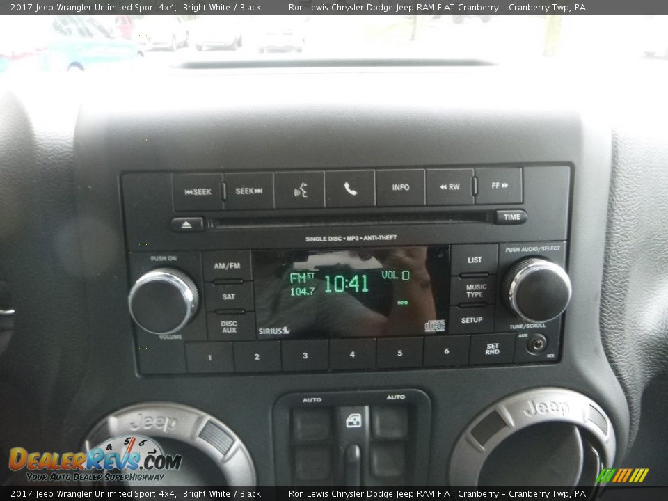 2017 Jeep Wrangler Unlimited Sport 4x4 Bright White / Black Photo #16