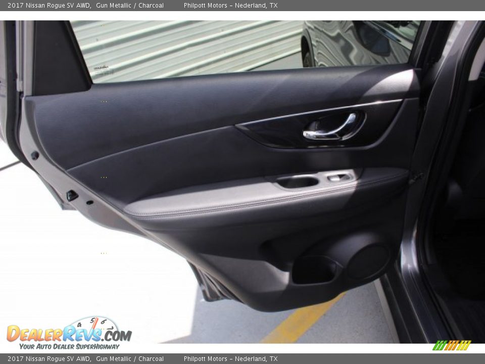 2017 Nissan Rogue SV AWD Gun Metallic / Charcoal Photo #19