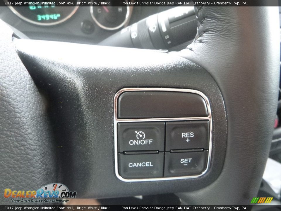 2017 Jeep Wrangler Unlimited Sport 4x4 Bright White / Black Photo #18