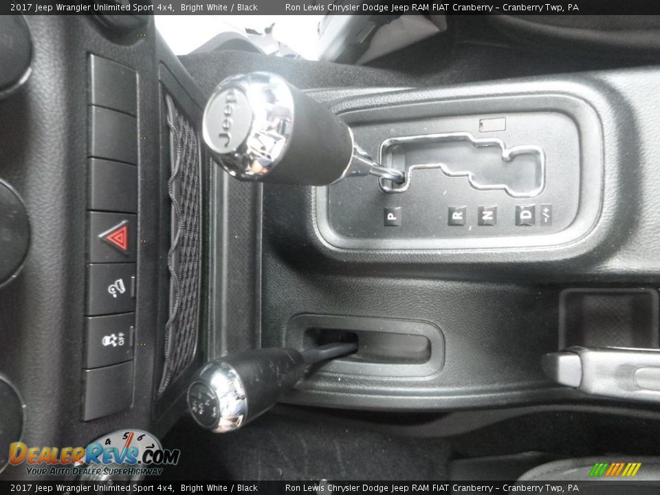 2017 Jeep Wrangler Unlimited Sport 4x4 Bright White / Black Photo #20