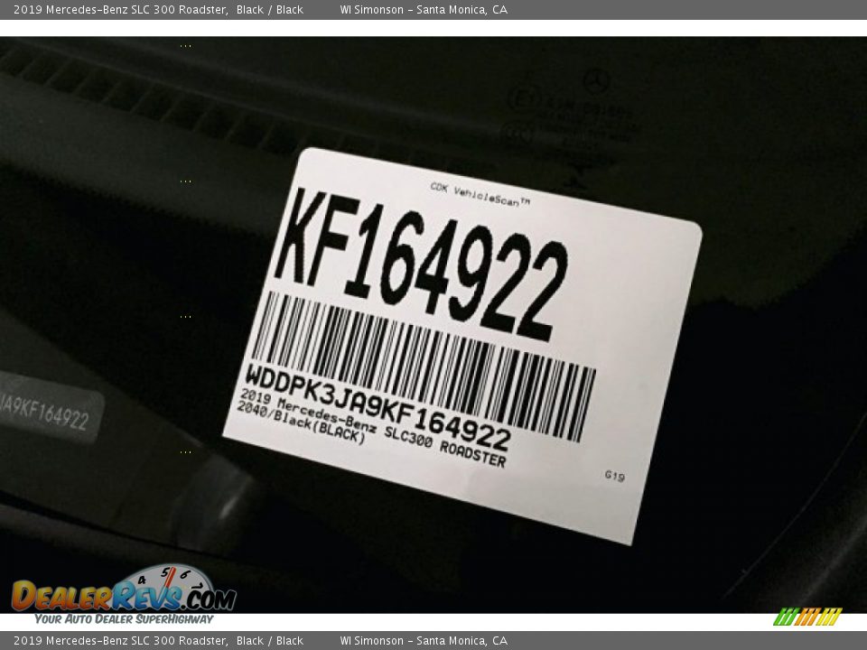 2019 Mercedes-Benz SLC 300 Roadster Black / Black Photo #12