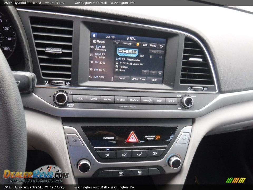 2017 Hyundai Elantra SE White / Gray Photo #15