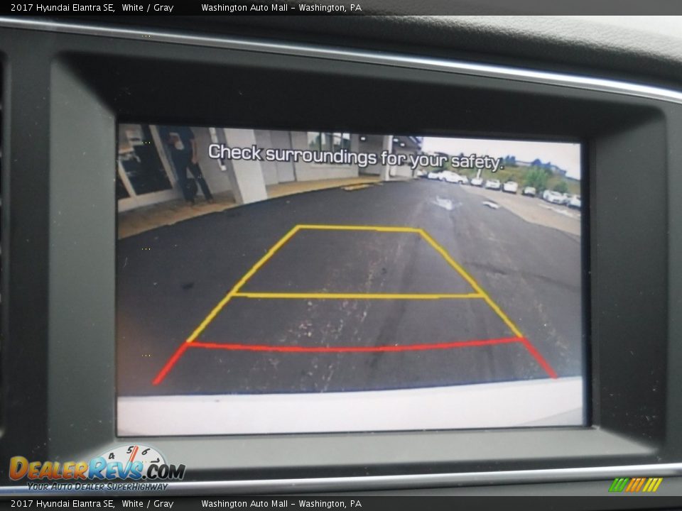 2017 Hyundai Elantra SE White / Gray Photo #16