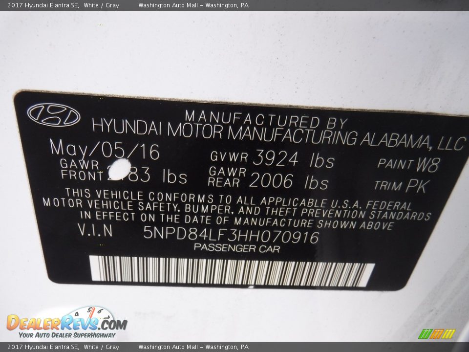 2017 Hyundai Elantra SE White / Gray Photo #24