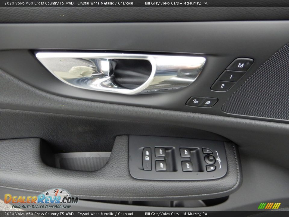 Door Panel of 2020 Volvo V60 Cross Country T5 AWD Photo #10