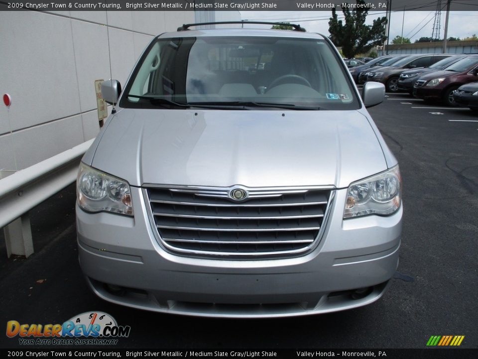 2009 Chrysler Town & Country Touring Bright Silver Metallic / Medium Slate Gray/Light Shale Photo #7