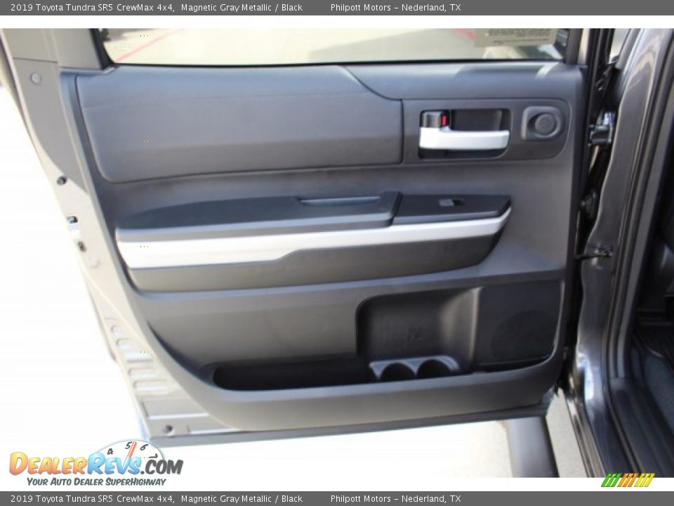 2019 Toyota Tundra SR5 CrewMax 4x4 Magnetic Gray Metallic / Black Photo #19