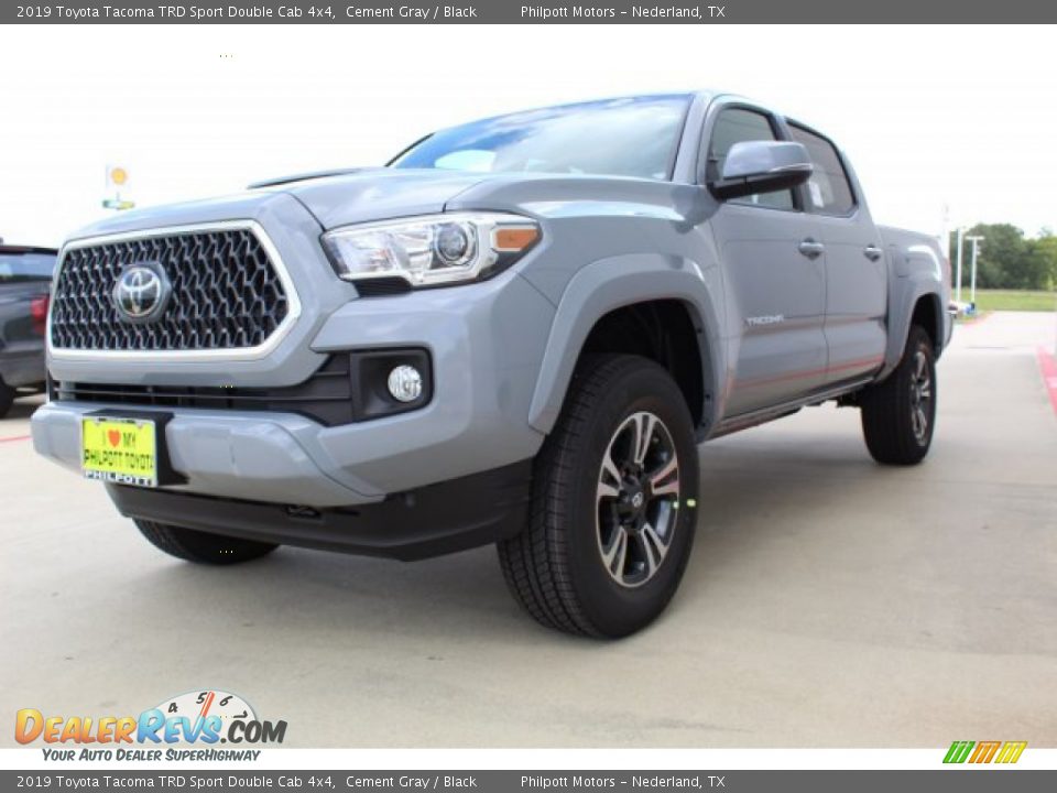 2019 Toyota Tacoma TRD Sport Double Cab 4x4 Cement Gray / Black Photo #4