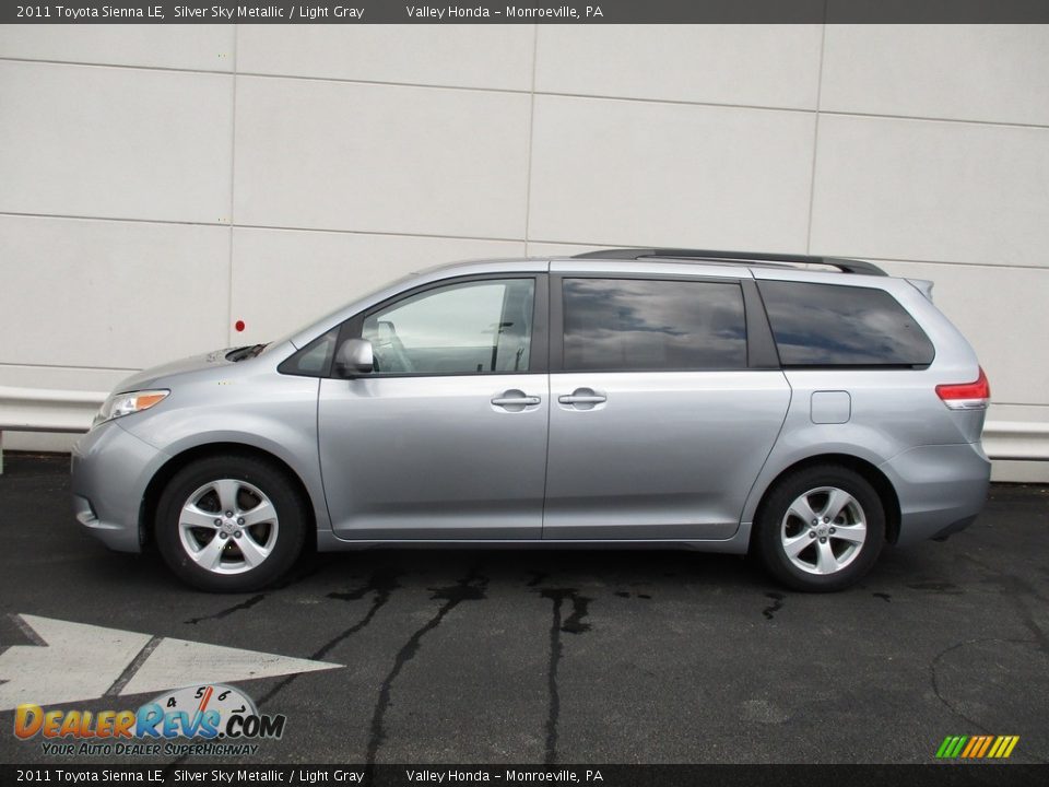 2011 Toyota Sienna LE Silver Sky Metallic / Light Gray Photo #2