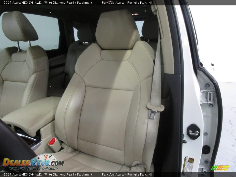 2017 Acura MDX SH-AWD White Diamond Pearl / Parchment Photo #8