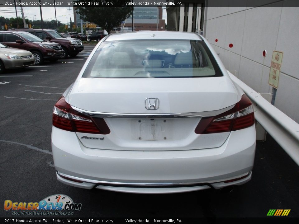 2017 Honda Accord EX-L Sedan White Orchid Pearl / Ivory Photo #4