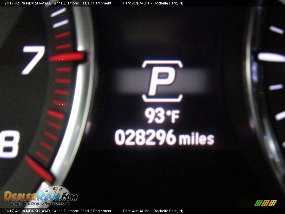 2017 Acura MDX SH-AWD White Diamond Pearl / Parchment Photo #28