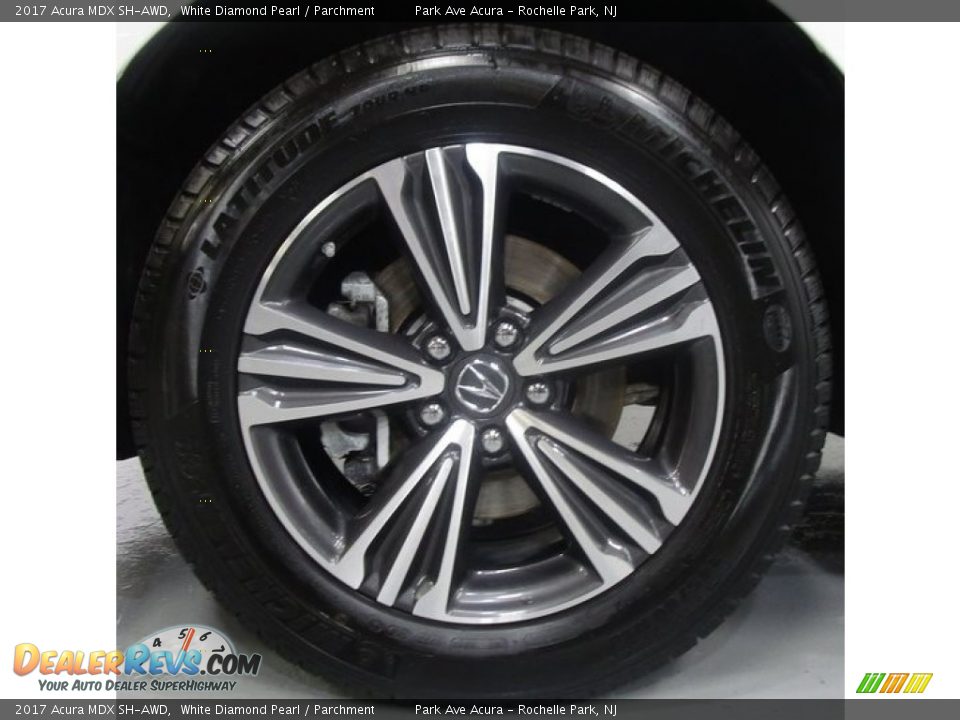 2017 Acura MDX SH-AWD White Diamond Pearl / Parchment Photo #33