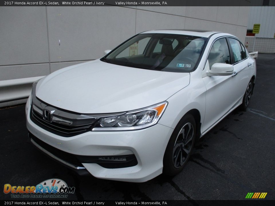 2017 Honda Accord EX-L Sedan White Orchid Pearl / Ivory Photo #9
