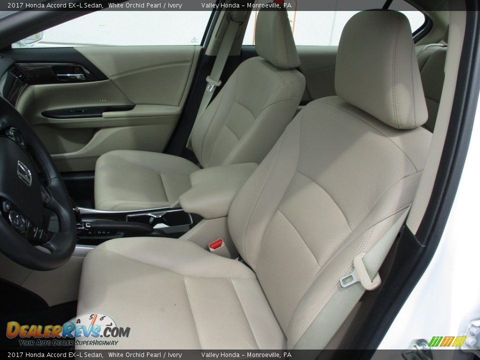 2017 Honda Accord EX-L Sedan White Orchid Pearl / Ivory Photo #12