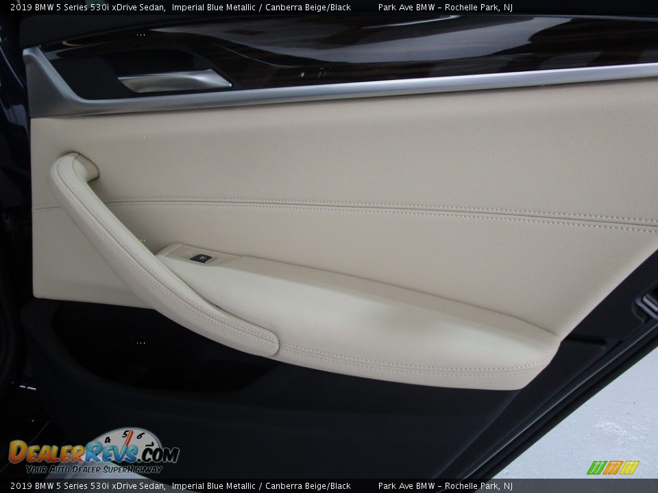 2019 BMW 5 Series 530i xDrive Sedan Imperial Blue Metallic / Canberra Beige/Black Photo #16