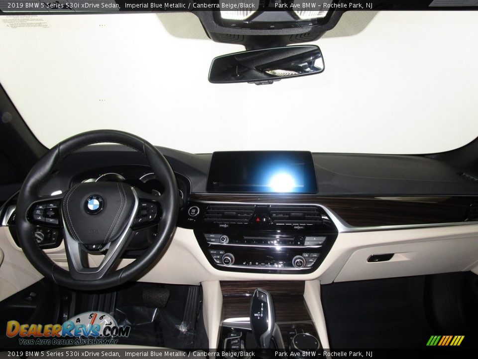 2019 BMW 5 Series 530i xDrive Sedan Imperial Blue Metallic / Canberra Beige/Black Photo #22