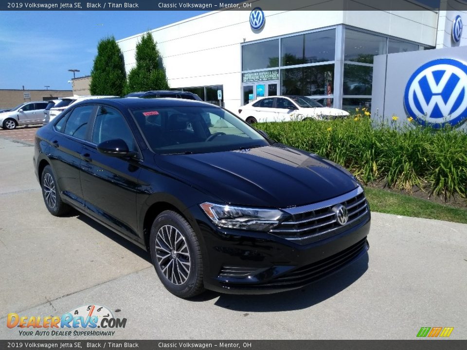 2019 Volkswagen Jetta SE Black / Titan Black Photo #1