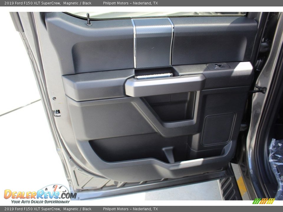 2019 Ford F150 XLT SuperCrew Magnetic / Black Photo #19