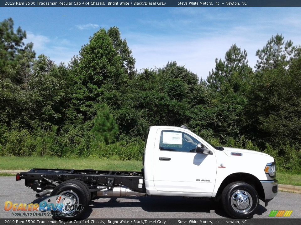Bright White 2019 Ram 3500 Tradesman Regular Cab 4x4 Chassis Photo #5