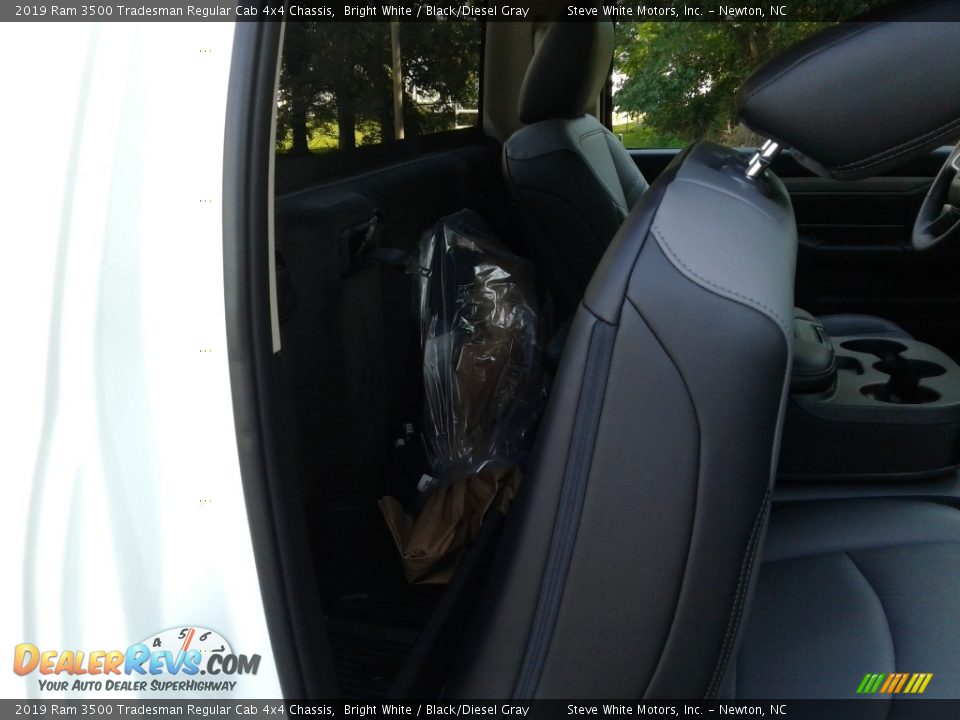 2019 Ram 3500 Tradesman Regular Cab 4x4 Chassis Bright White / Black/Diesel Gray Photo #13