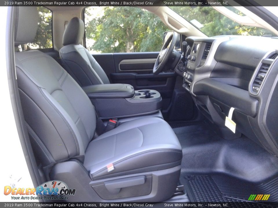 2019 Ram 3500 Tradesman Regular Cab 4x4 Chassis Bright White / Black/Diesel Gray Photo #14