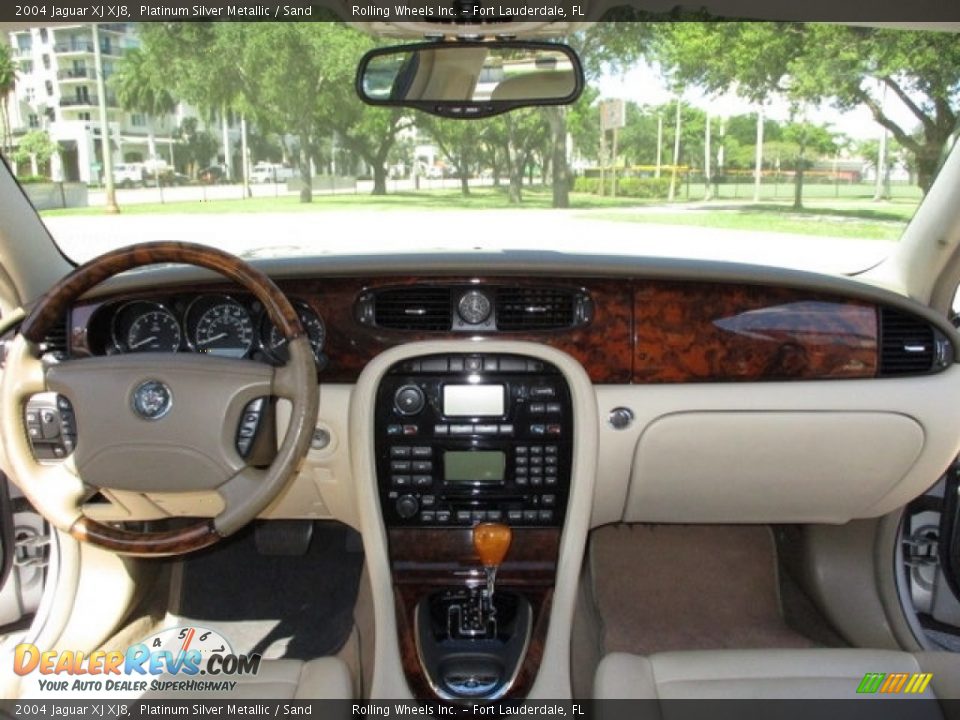 2004 Jaguar XJ XJ8 Platinum Silver Metallic / Sand Photo #6