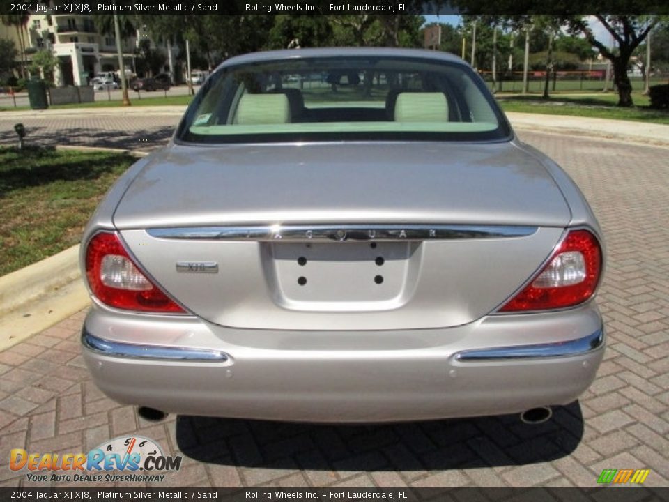 2004 Jaguar XJ XJ8 Platinum Silver Metallic / Sand Photo #7
