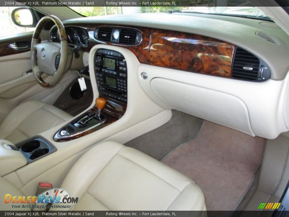 2004 Jaguar XJ XJ8 Platinum Silver Metallic / Sand Photo #8