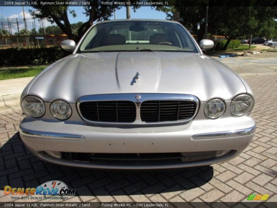 2004 Jaguar XJ XJ8 Platinum Silver Metallic / Sand Photo #15