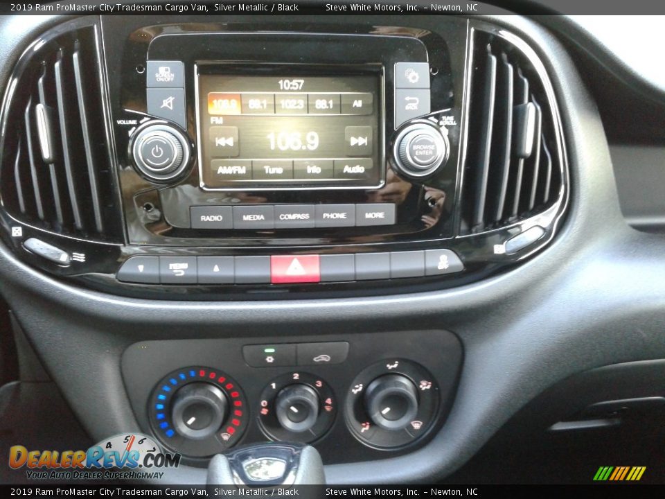 2019 Ram ProMaster City Tradesman Cargo Van Silver Metallic / Black Photo #18