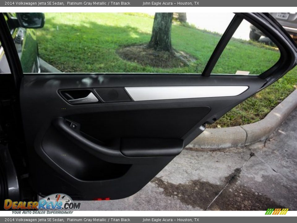 2014 Volkswagen Jetta SE Sedan Platinum Gray Metallic / Titan Black Photo #21