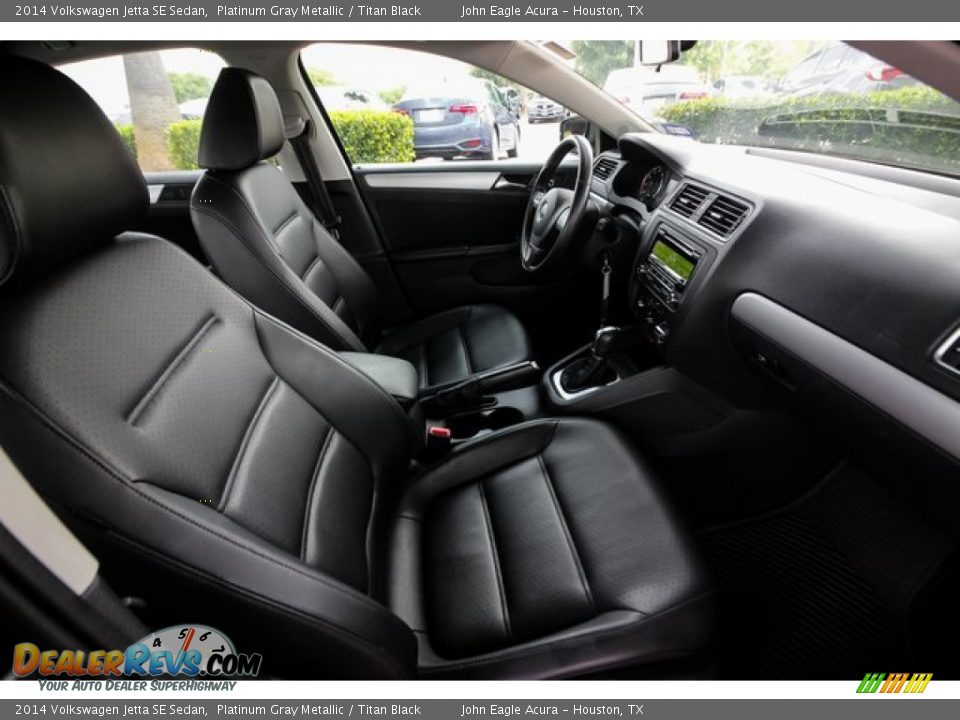 2014 Volkswagen Jetta SE Sedan Platinum Gray Metallic / Titan Black Photo #24