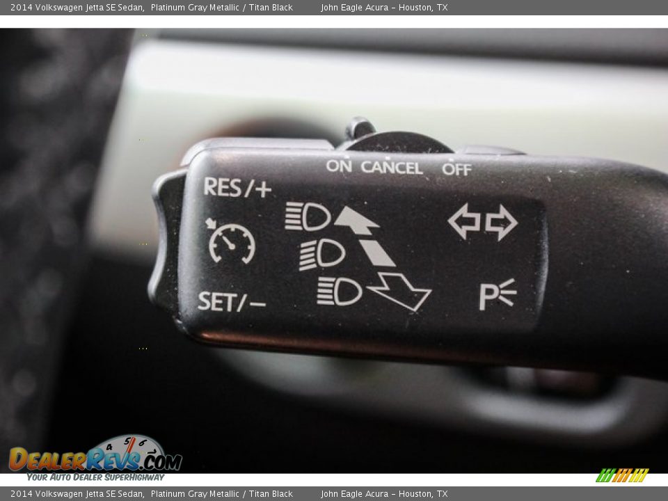 2014 Volkswagen Jetta SE Sedan Platinum Gray Metallic / Titan Black Photo #33